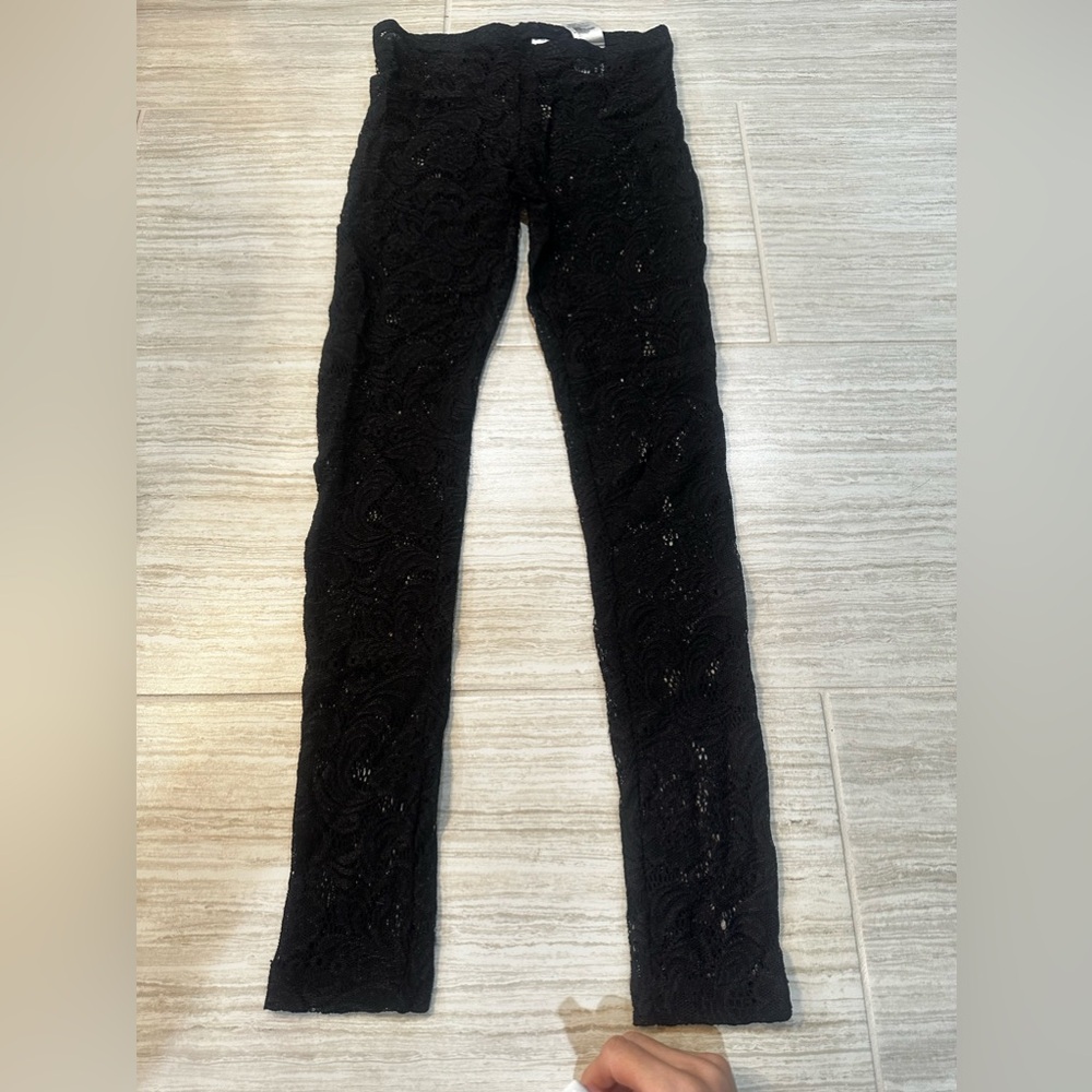 Women’s Lace leggings size 6 small